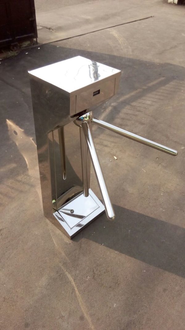 PINTU PUTAR STAINLESS SUPERMARKET BOX SATU ARAH