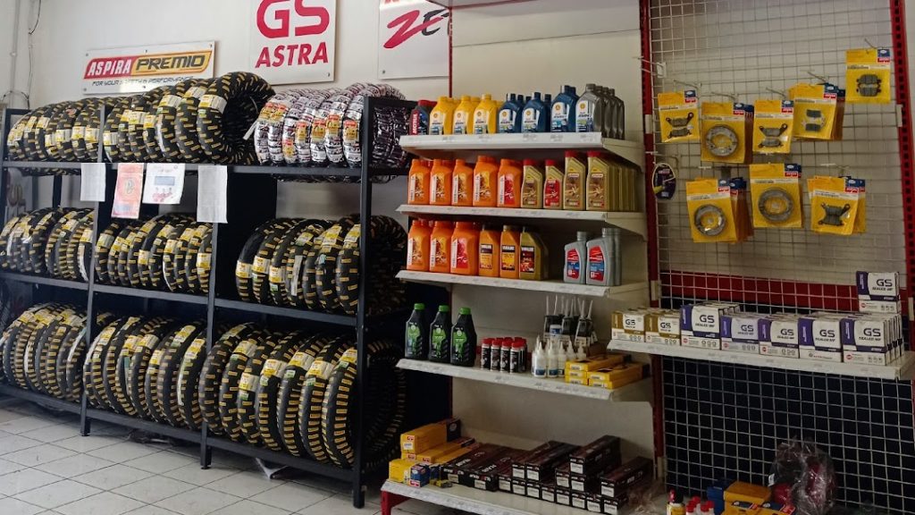 RAK DISPLAY BAN MOTOR