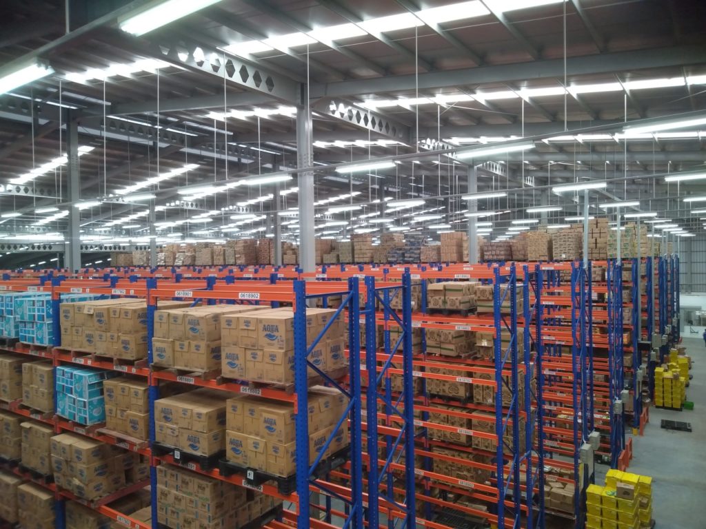 RAK HEAVY DUTY DI GUDANG BESAR ALFAMART