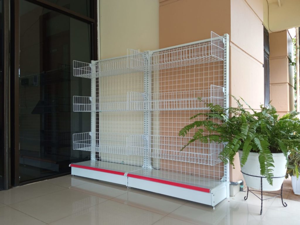 Mengoptimalkan Desain Rak Minimarket dengan Penambahan Gambar yang Relevan