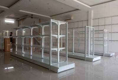 Menampilkan Kecantikan Anda dengan Rak Toko Kosmetik Skincare